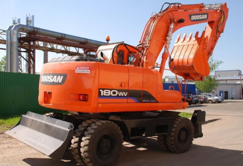 Аренда колесного экскаватора Doosan S180W-V